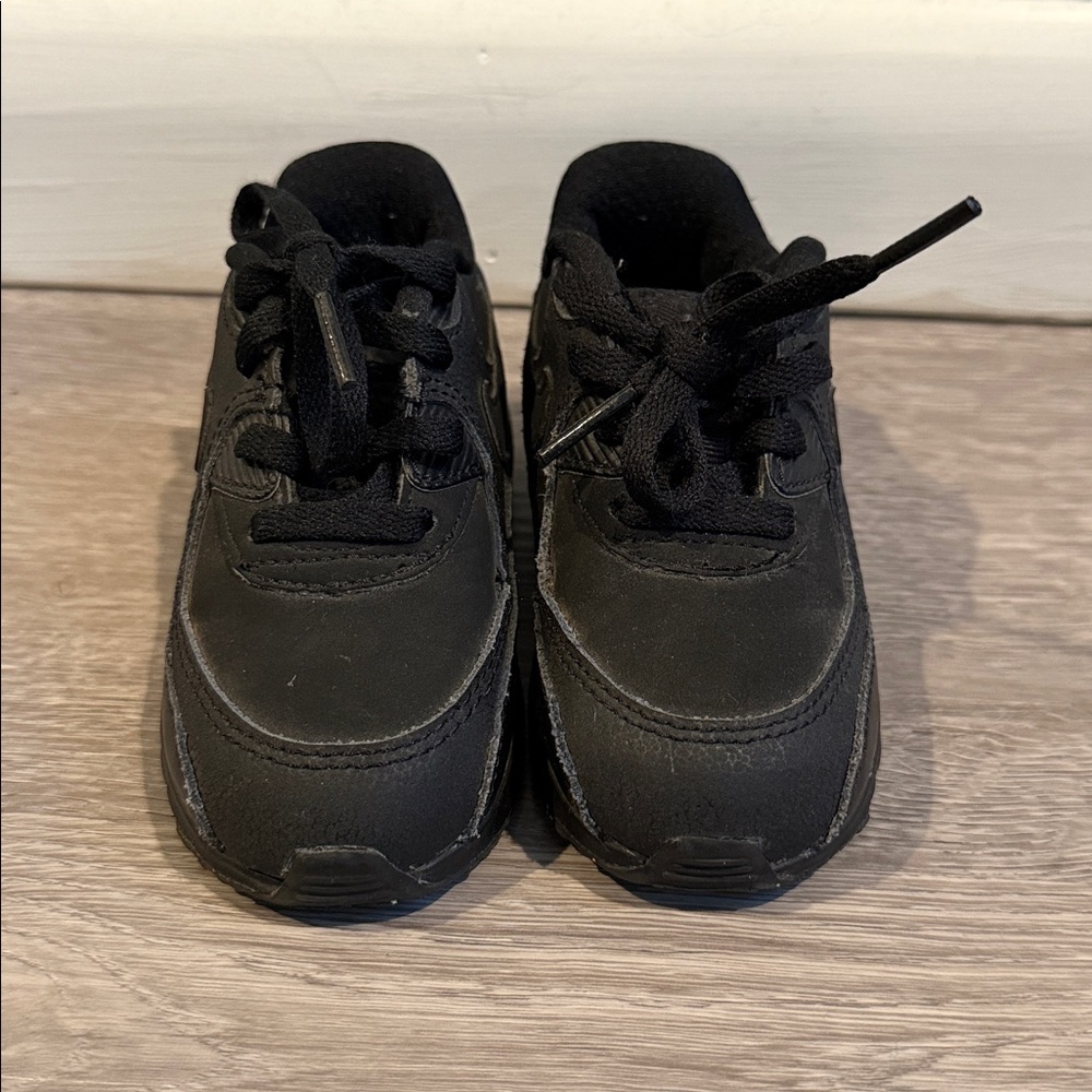 Nike AirMax Black Sneakers